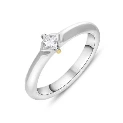 18ct White Gold 0.25ct Diamond Princess Cut Solitaire Ring D