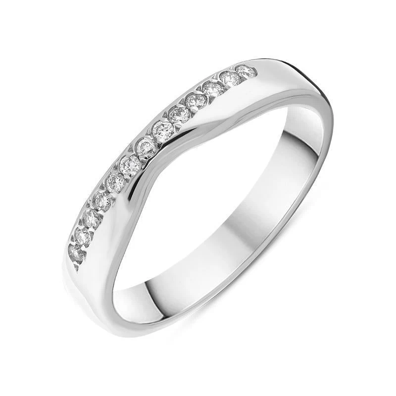 18ct White Gold 0.10ct Diamond Dipped Centre Wedding Half Eternity Ring D 1 18ct White Gold 0.10ct Diamond Dipped Centre Wedding Half Eternity Ring D