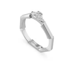 Gucci Link To Love 18ct White Gold Diamond Baguette Three Stone Ring