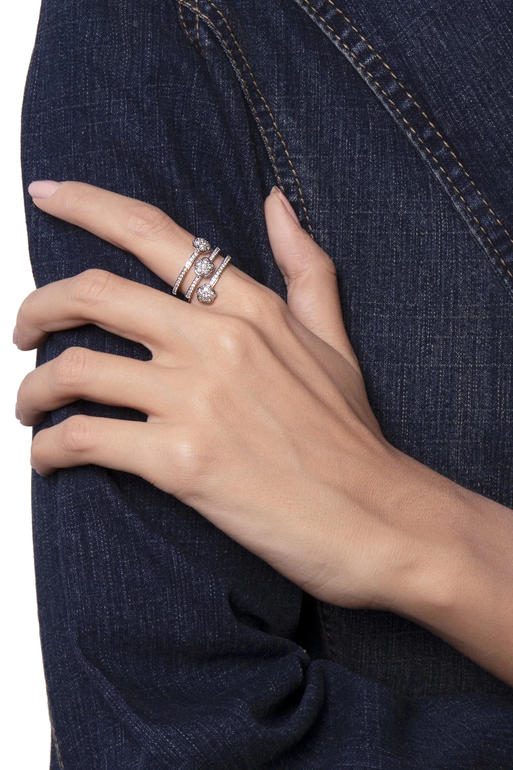 Pasquale Bruni Figlia Dei Fiori 18ct White Gold Diamond Three Flowers Twist Ring 2 Pasquale Bruni Figlia Dei Fiori 18ct White Gold Diamond Three Flowers Twist Ring - Image 2