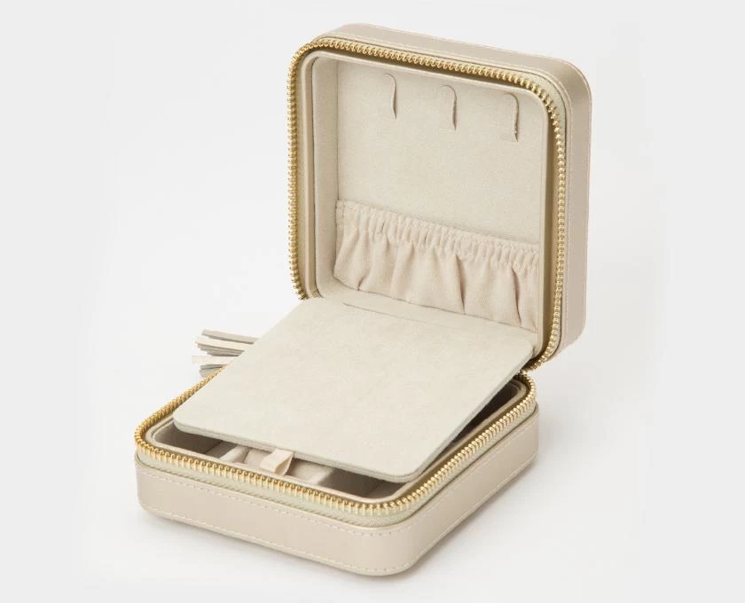 Wolf Jewellery Case Caroline Zip Travel Champagne 4 Wolf Jewellery Case Caroline Zip Travel Champagne - Image 4